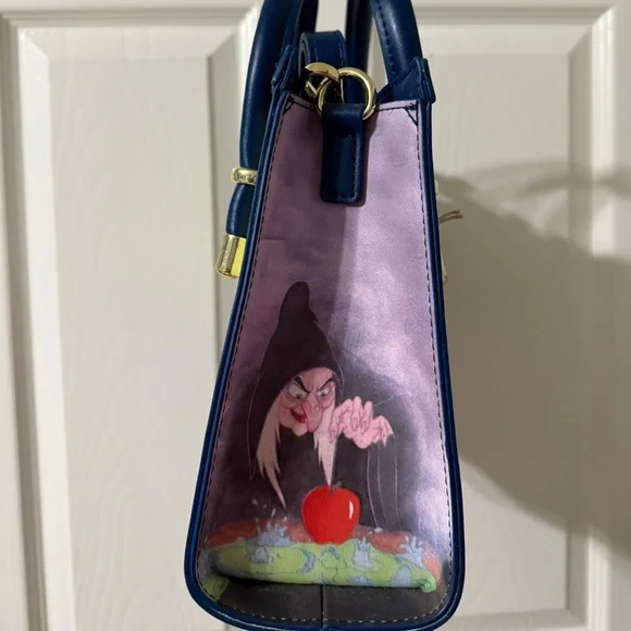 Disney Princess Snow White Loungefly Purse - Picture 4 of 6